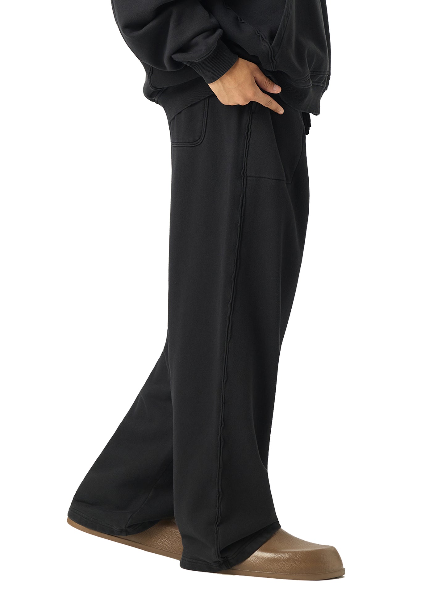 Aes Avera Raw-Seam Enzyme Washed Sweatpants