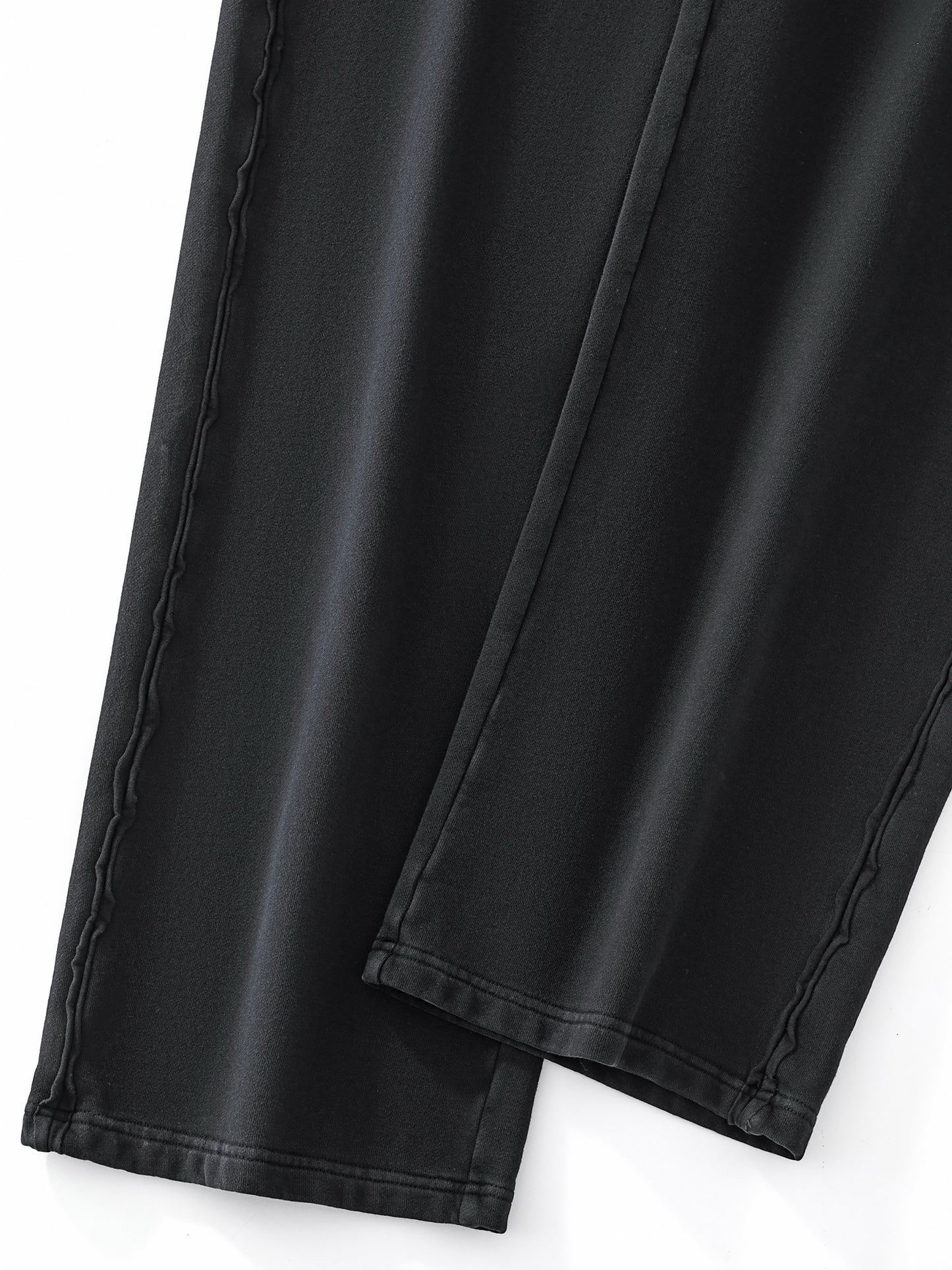 Aes Avera Raw-Seam Enzyme Washed Sweatpants